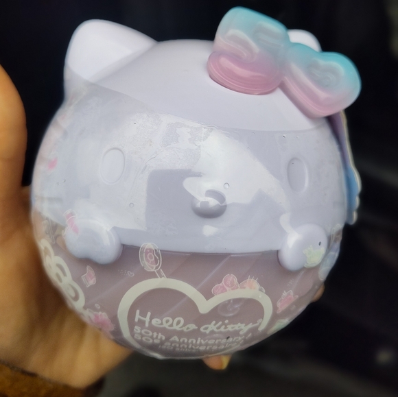 Hello Kitty 50th Anniversary x LOL SURPRISE Crystal Cutie - Picture 3 of 6